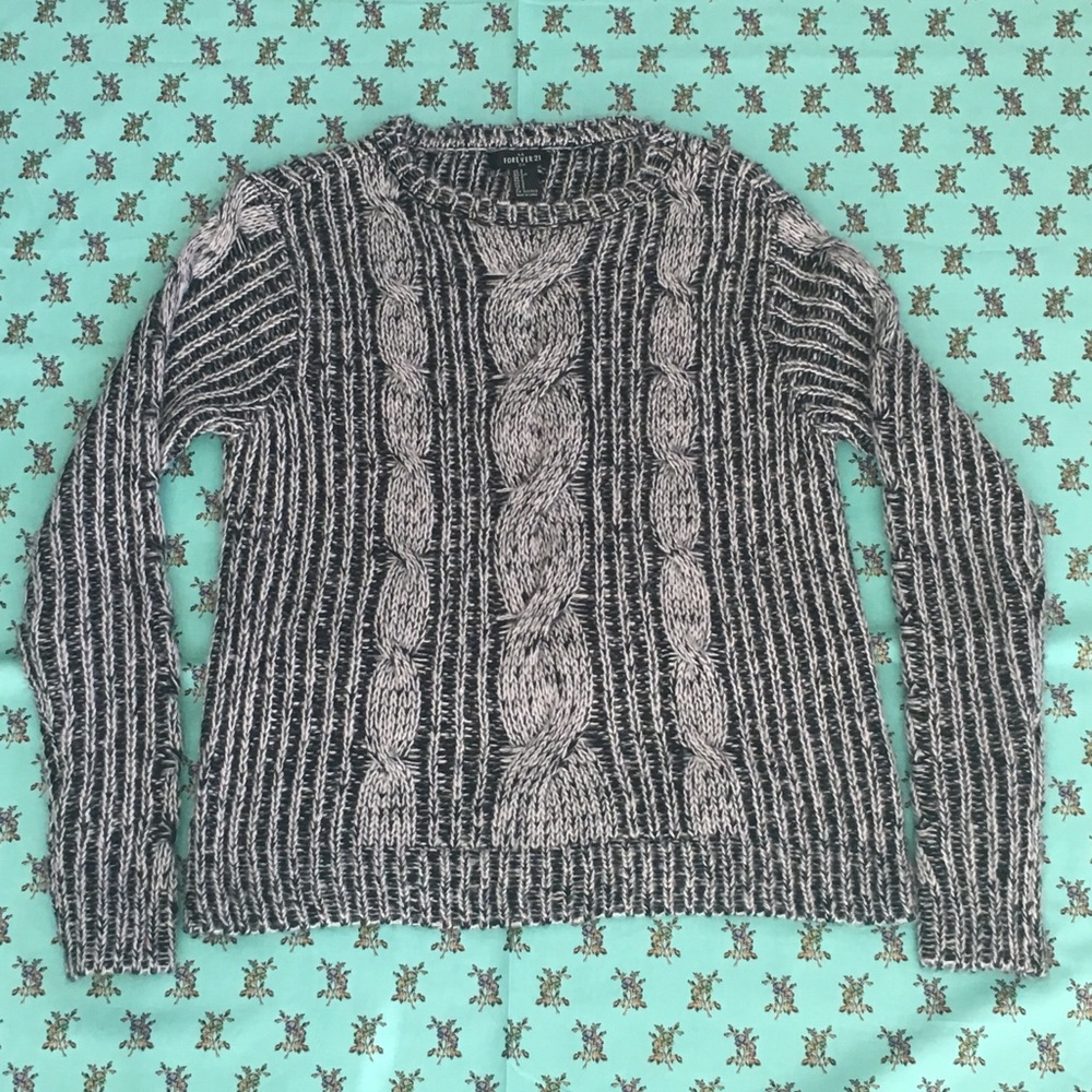 NWOT Forever 21 sweater